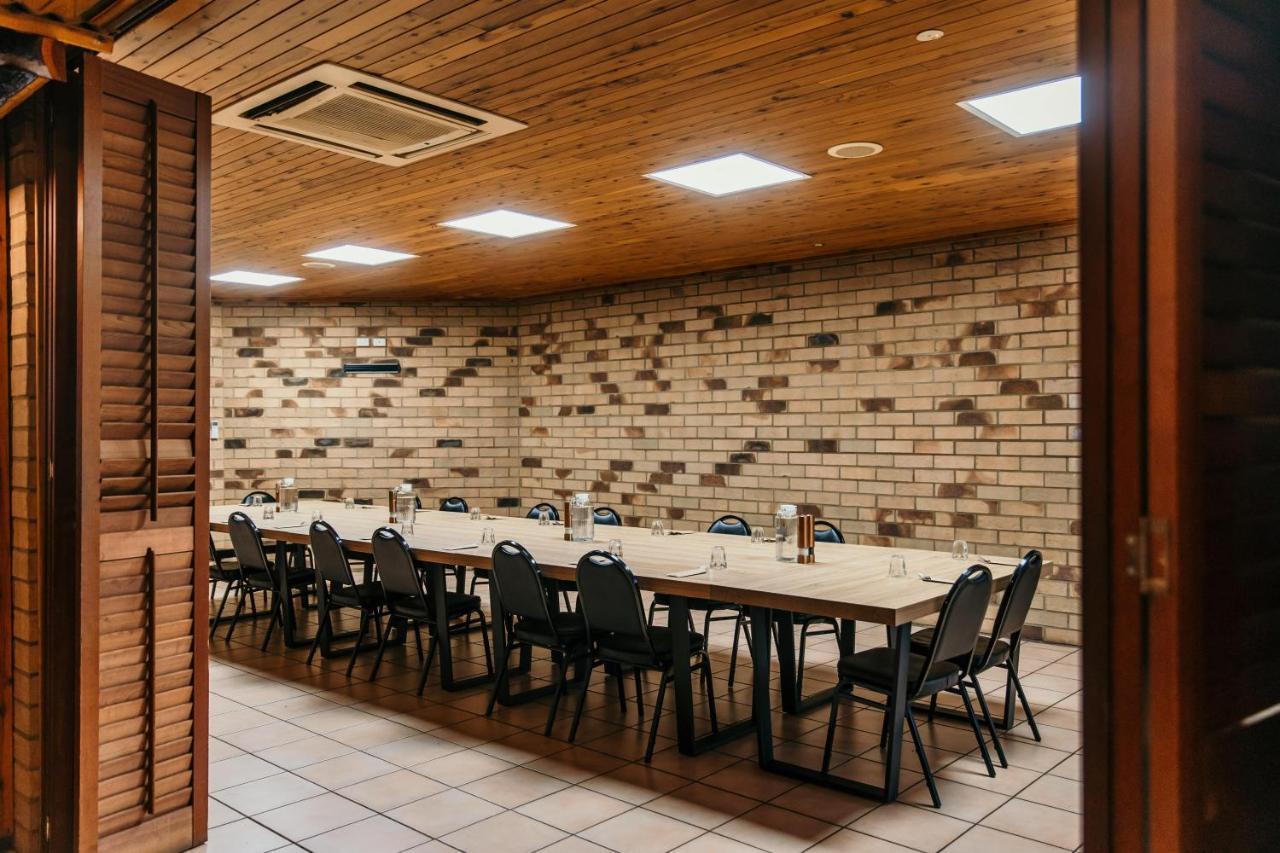 Abacus Motel Маунт-Айза Экстерьер фото